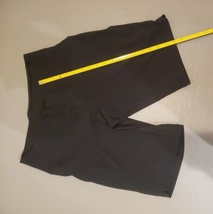 Columbia Omni-Shield Black Shorts Ladies Size M